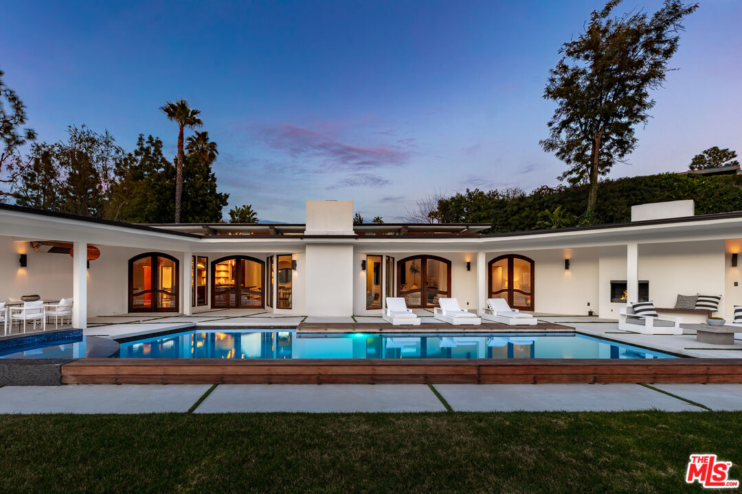 16418 Sloan Dr