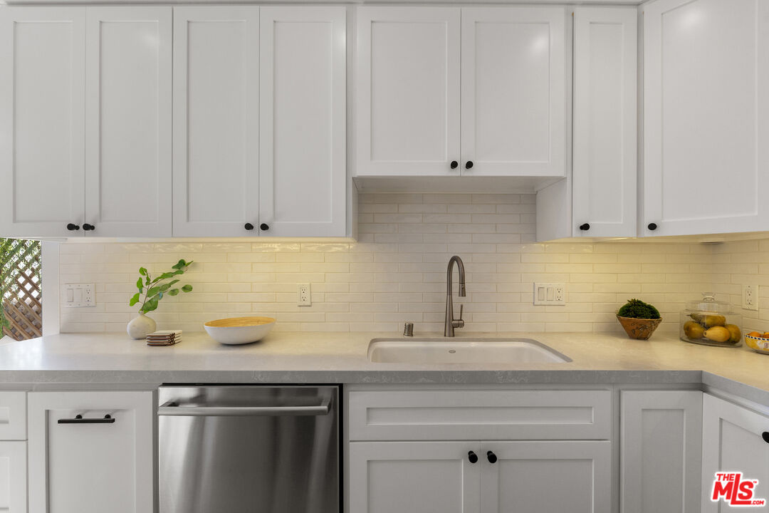 1128 11th St Unit: 210