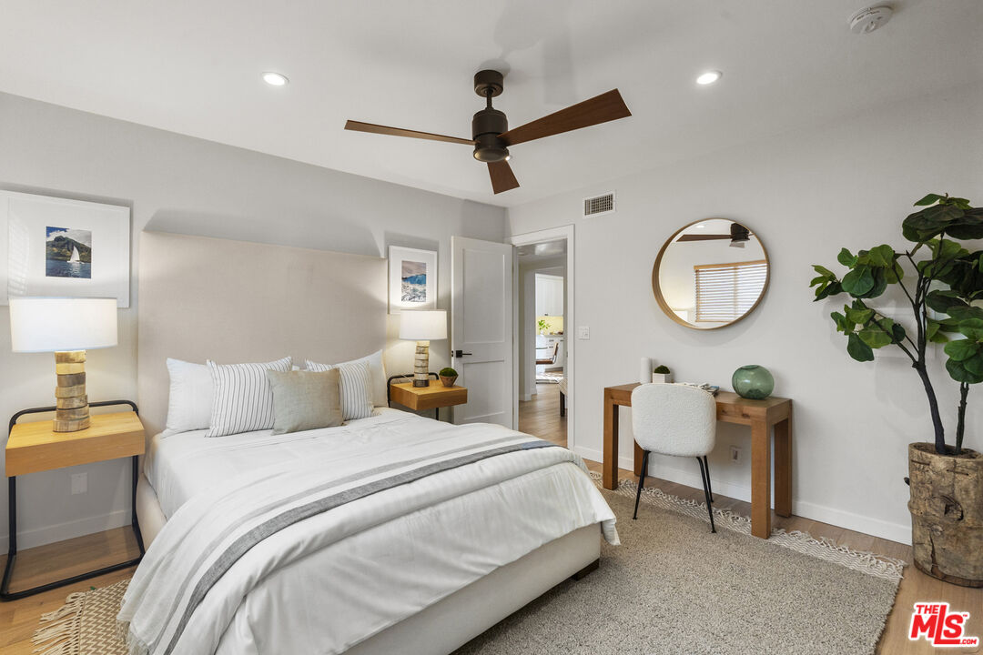 1128 11th St Unit: 210