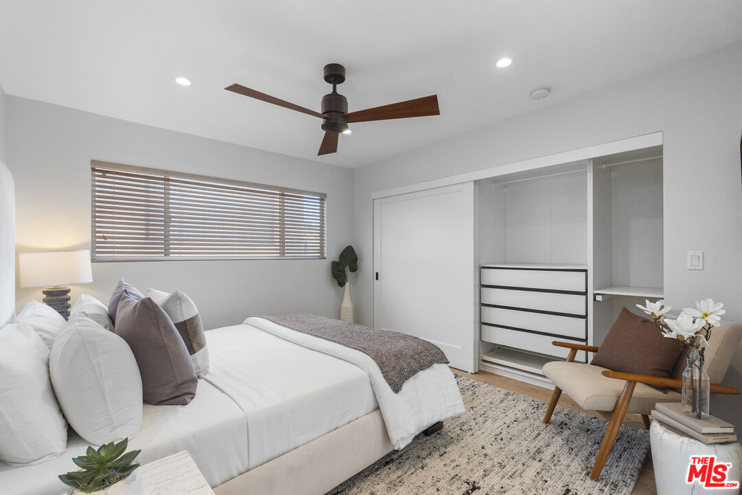 1128 11th St Unit: 210