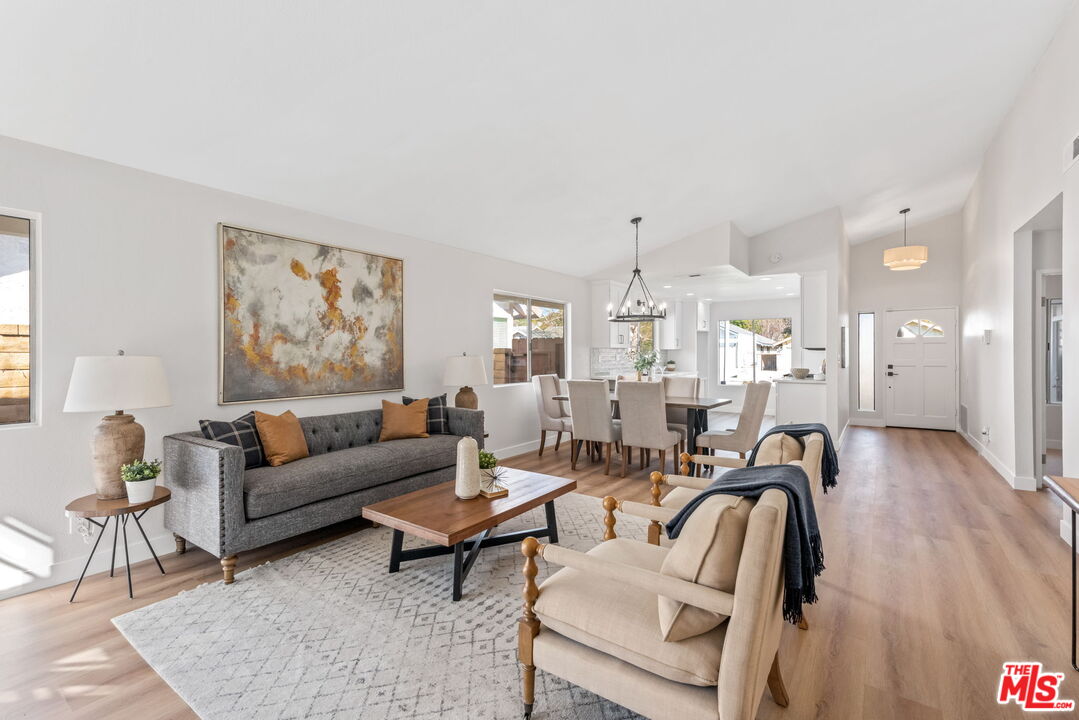 27537 Cherry Creek Dr