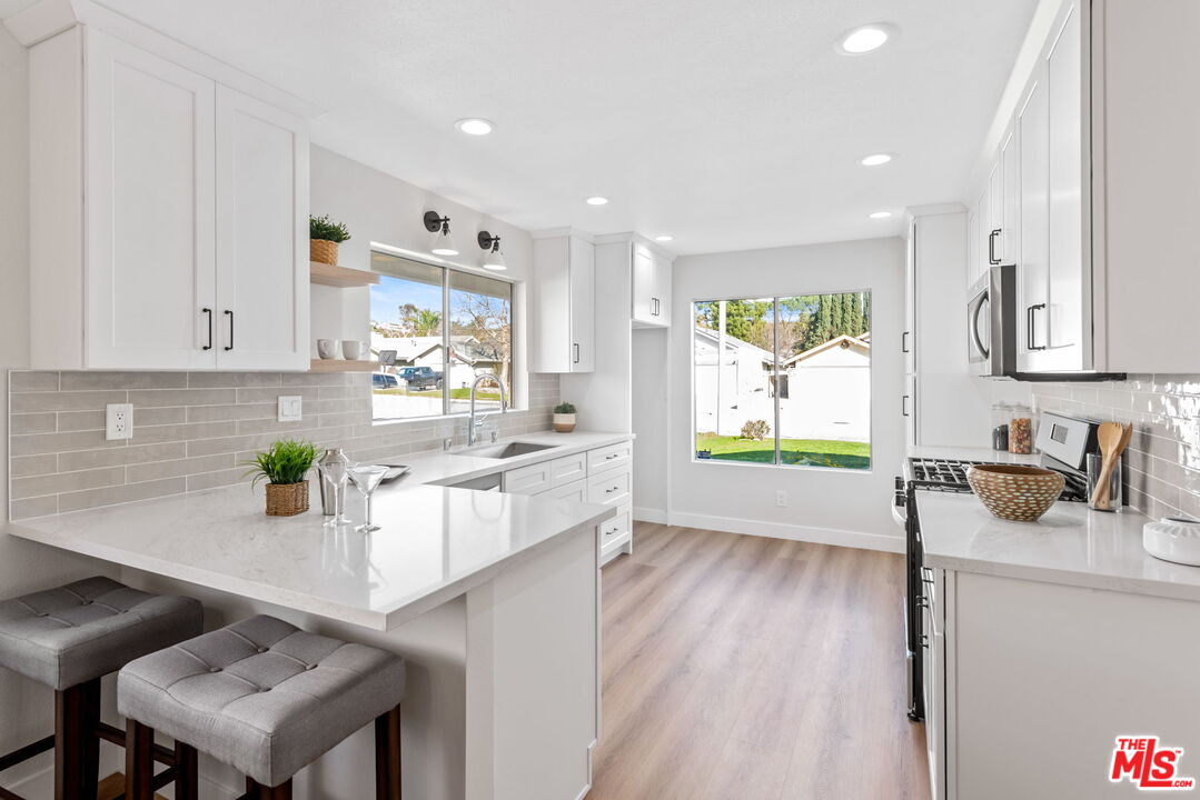 27537 Cherry Creek Dr