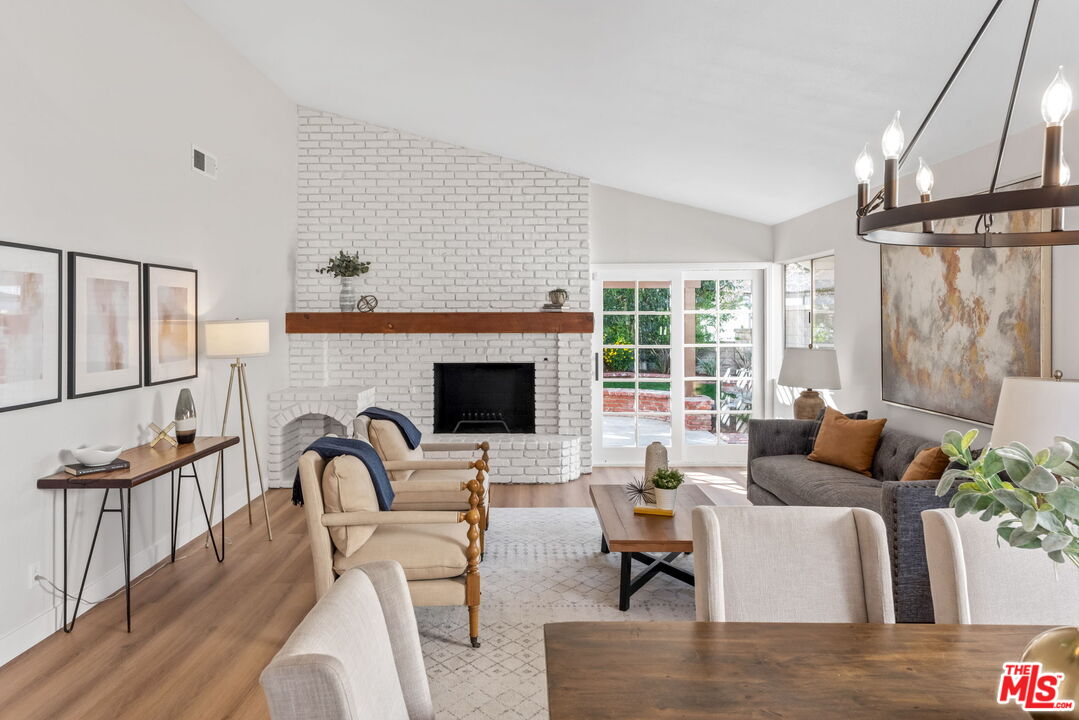 27537 Cherry Creek Dr