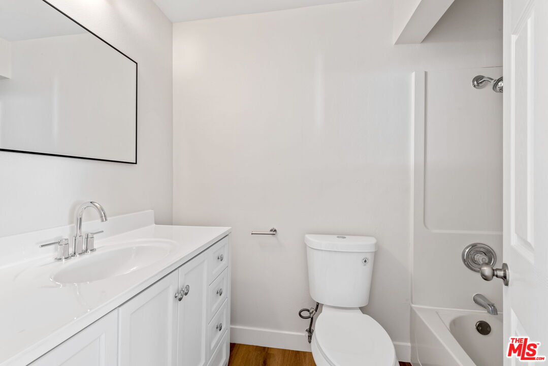 27537 Cherry Creek Dr