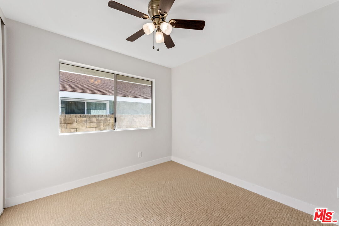 27537 Cherry Creek Dr