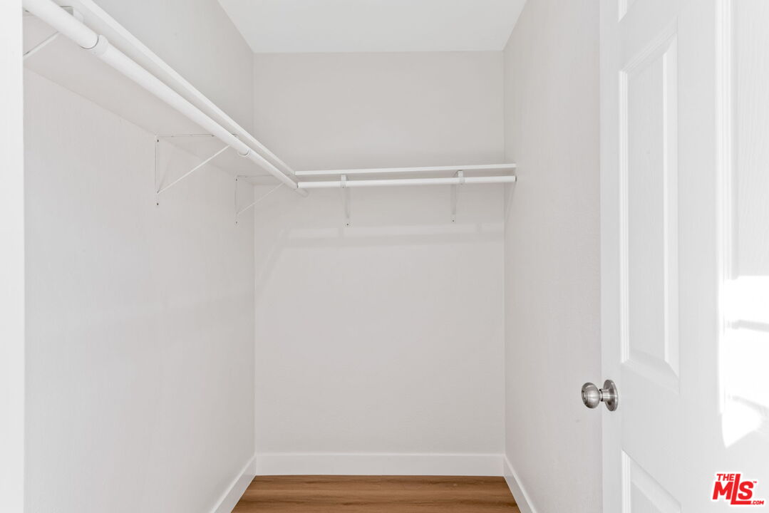 27537 Cherry Creek Dr