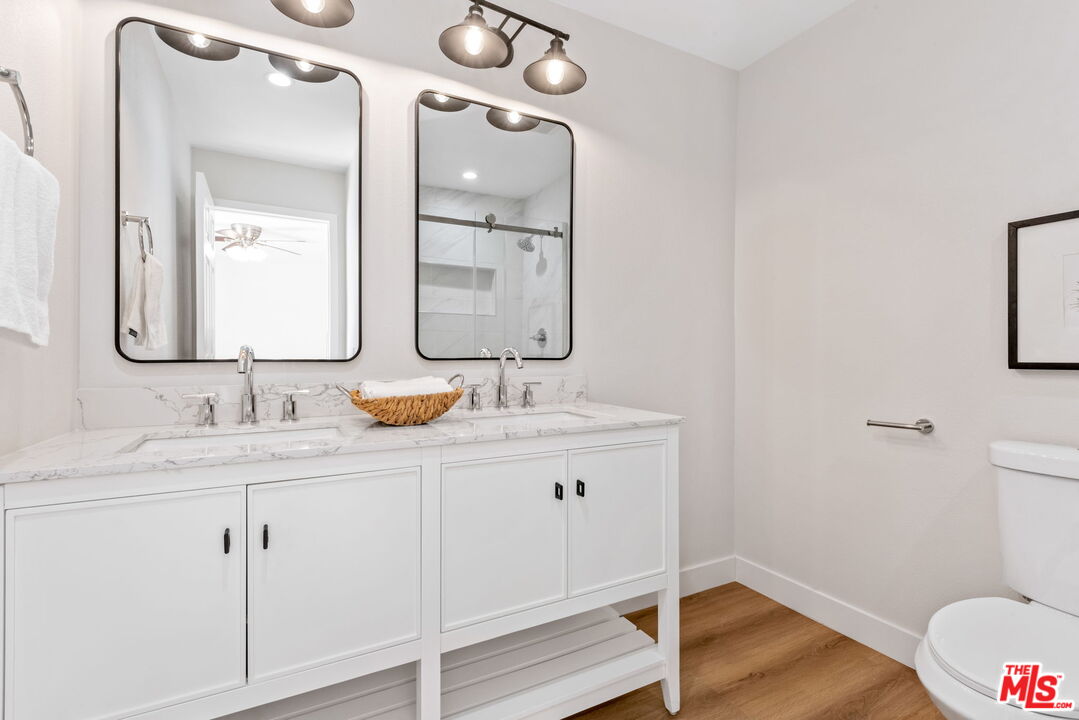 27537 Cherry Creek Dr