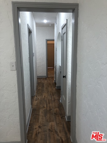 2903 SOMERSET DR Unit: 1/2