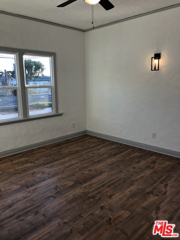 2903 SOMERSET DR Unit: 1/2