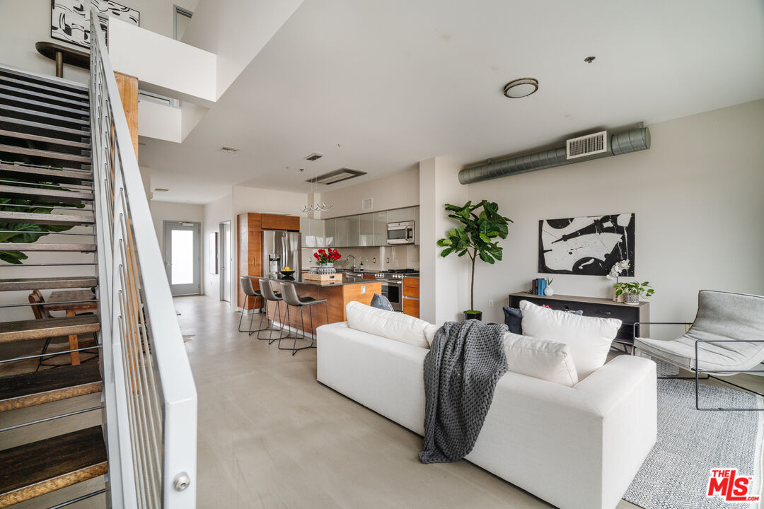 11500 Tennessee Ave Unit: 312