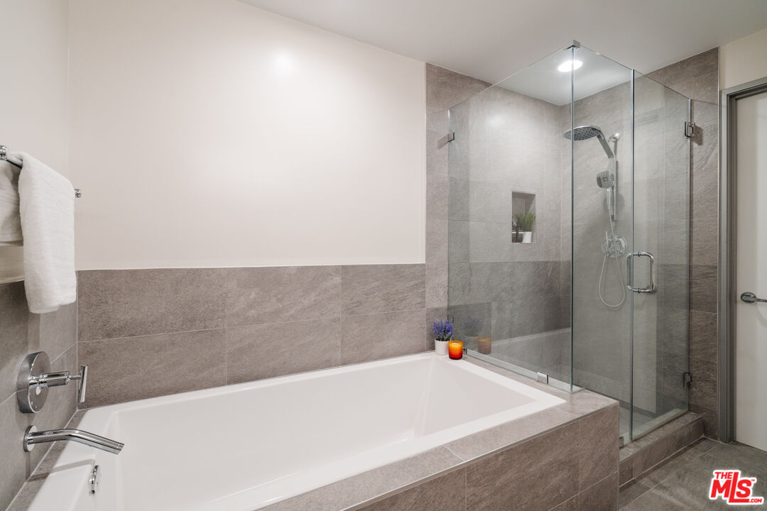 11500 Tennessee Ave Unit: 312