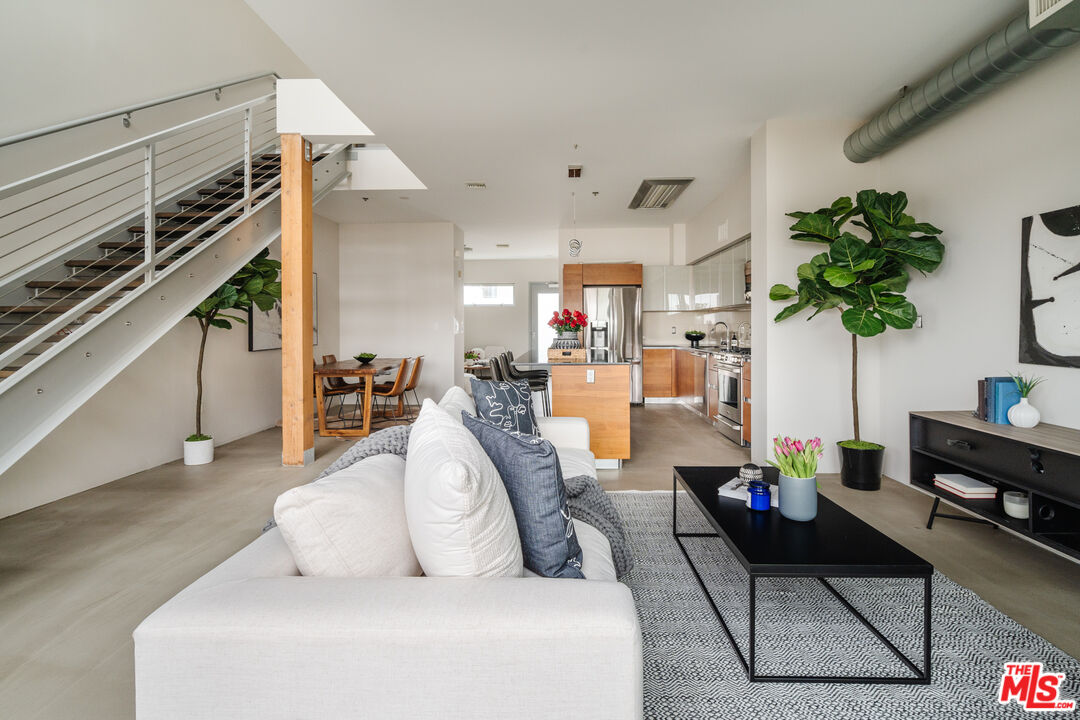 11500 Tennessee Ave Unit: 312