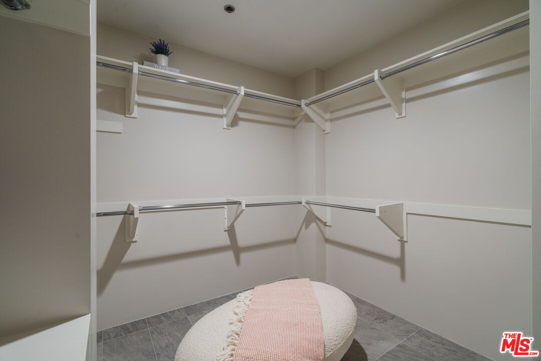 11500 Tennessee Ave Unit: 312