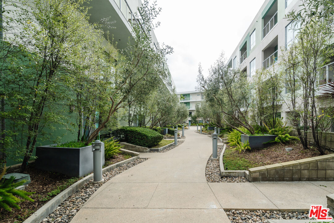 11500 Tennessee Ave Unit: 312