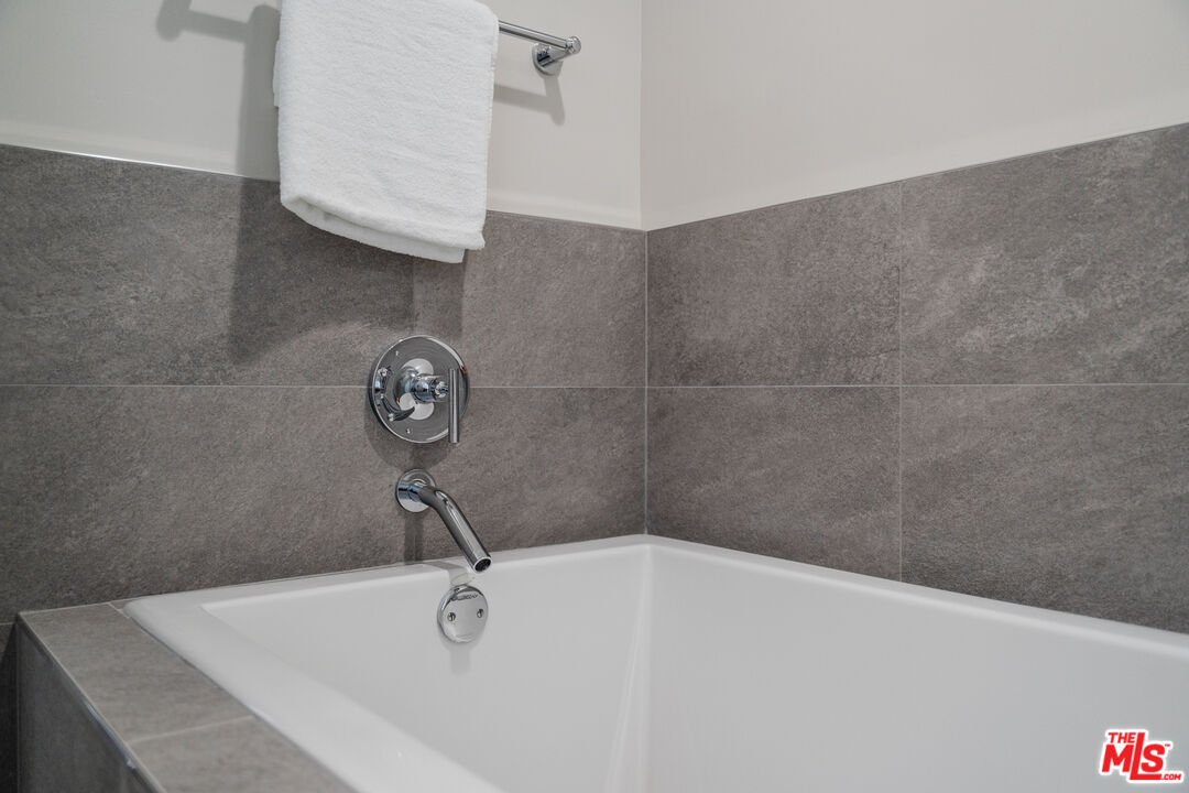 11500 Tennessee Ave Unit: 312