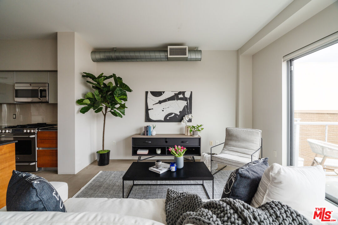 11500 Tennessee Ave Unit: 312