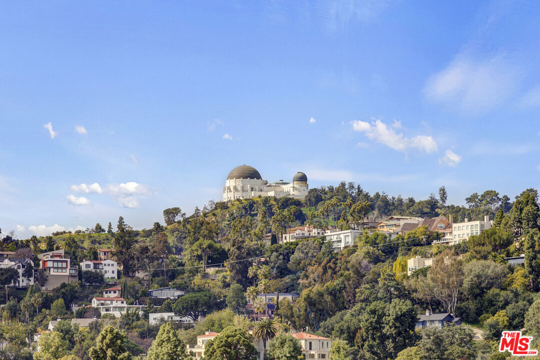 4411 Los Feliz Blvd Unit: 1101