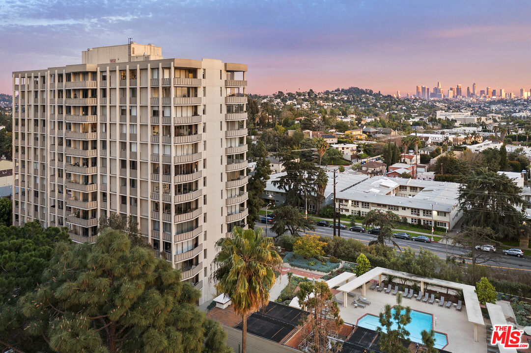 4411 Los Feliz Blvd Unit: 1101