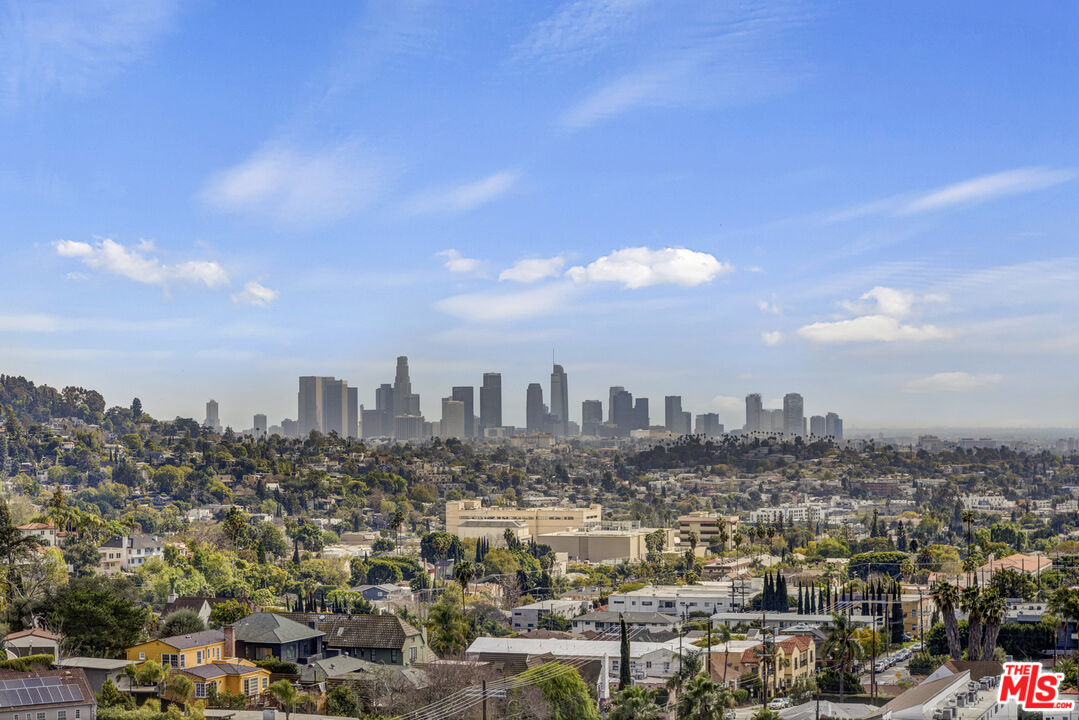 4411 Los Feliz Blvd Unit: 1101