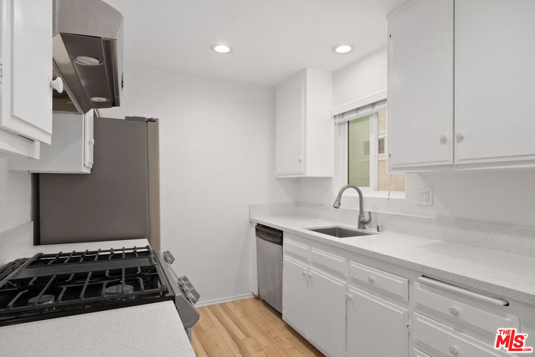 1916 PACIFIC AVE Unit: 1