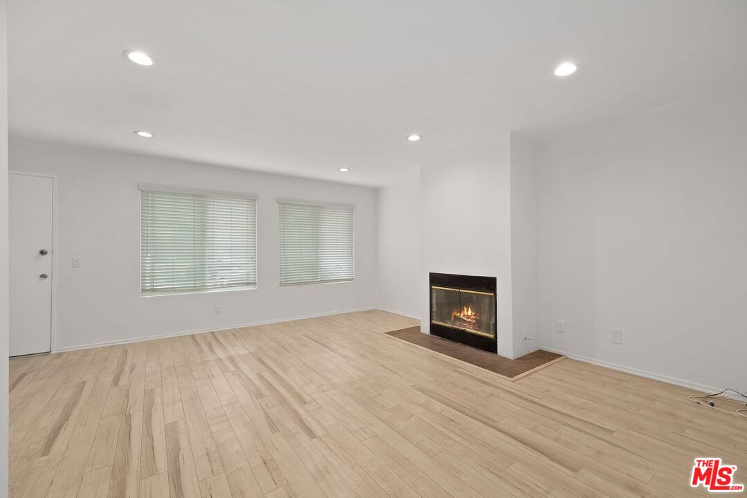 1916 PACIFIC AVE Unit: 1