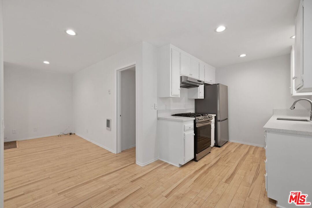 1916 PACIFIC AVE Unit: 1