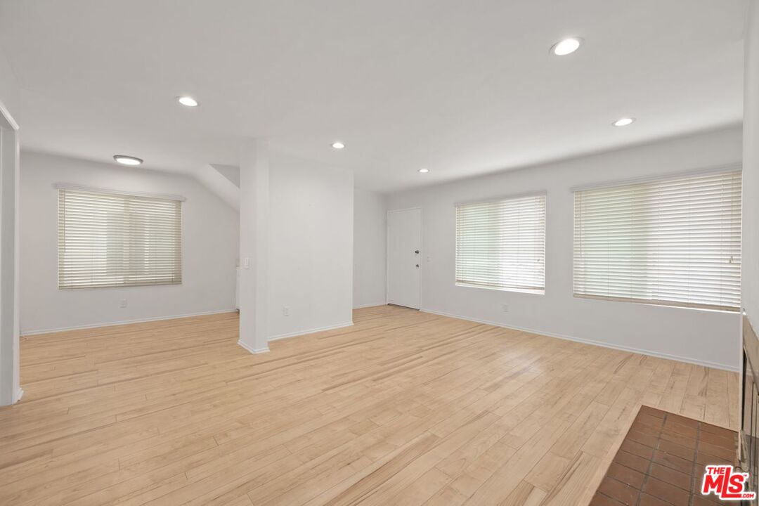 1916 PACIFIC AVE Unit: 1