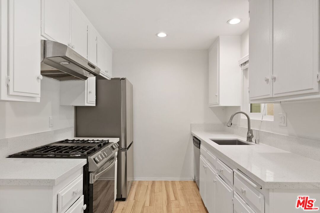 1916 PACIFIC AVE Unit: 1