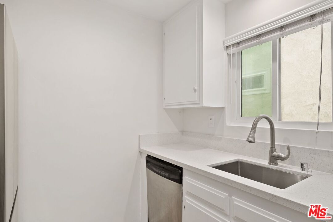 1916 PACIFIC AVE Unit: 1