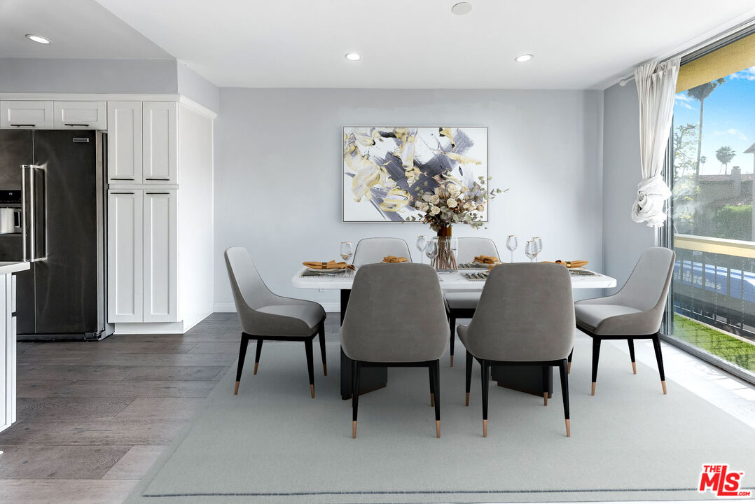 11970 MONTANA AVE Unit: 207