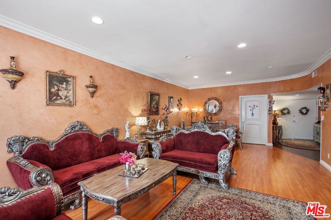 1818 Pelham Ave Unit: 304