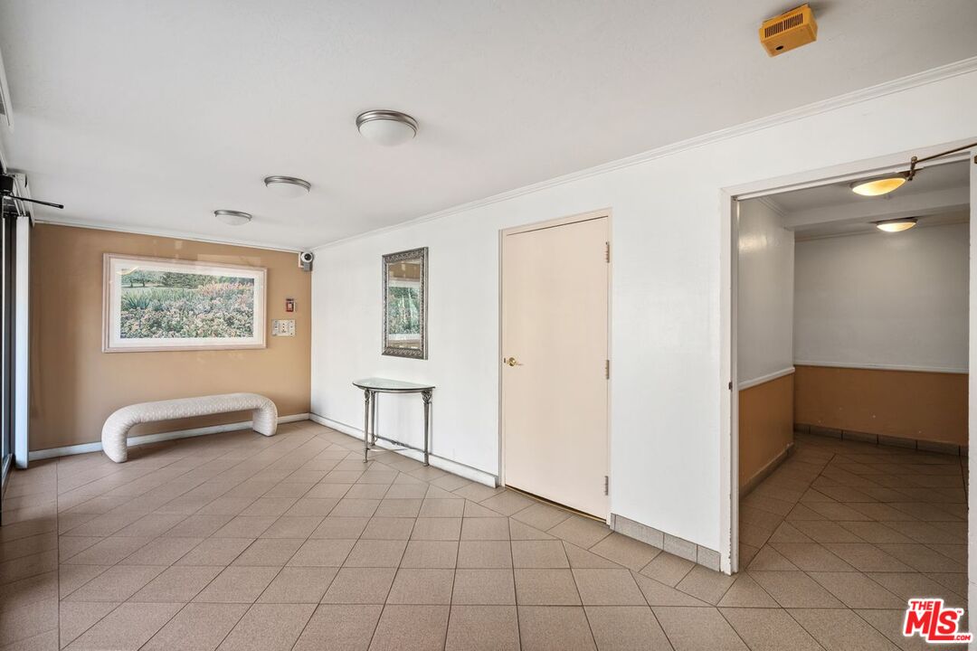 1818 Pelham Ave Unit: 304