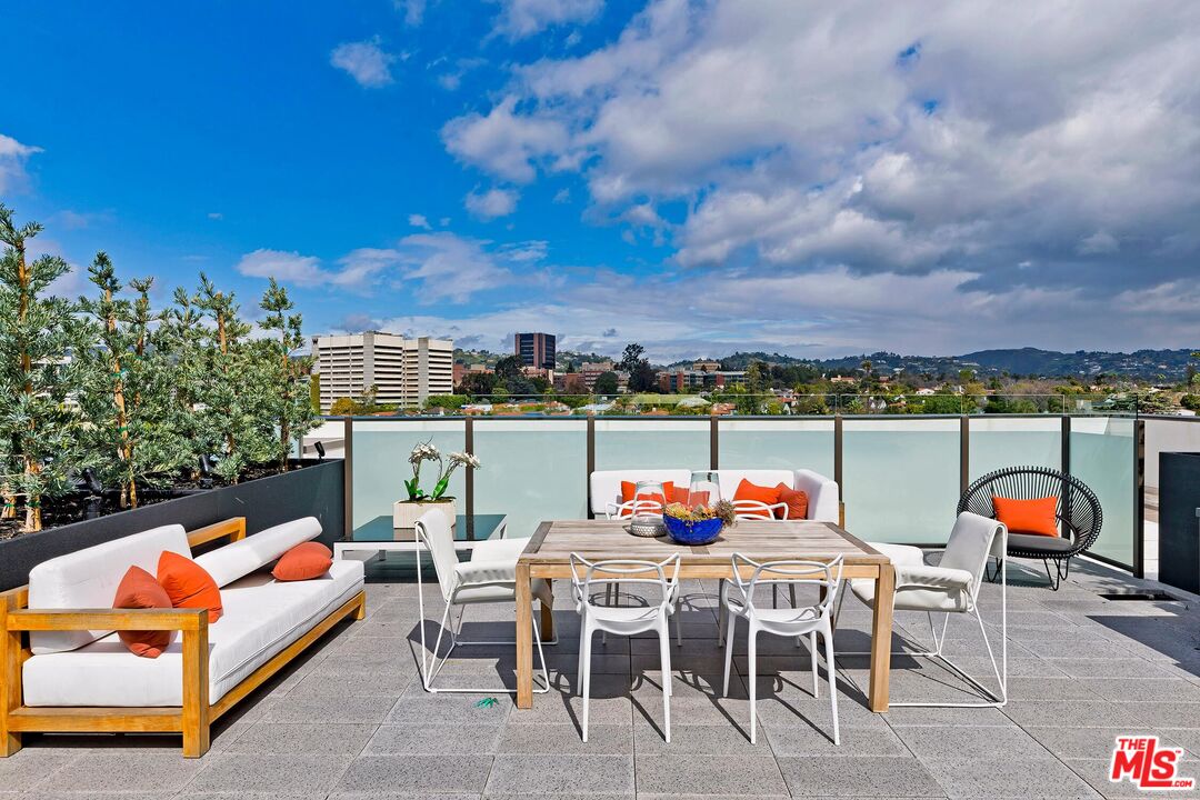 10777 Wilshire Blvd Unit: 406