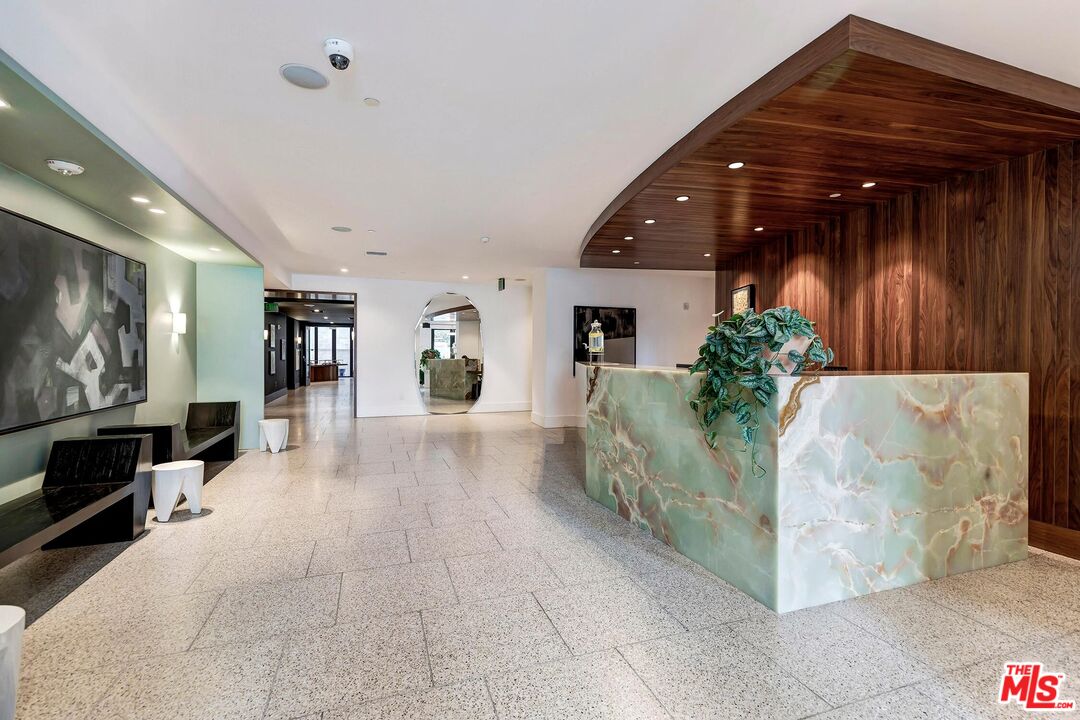 10777 Wilshire Blvd Unit: 406