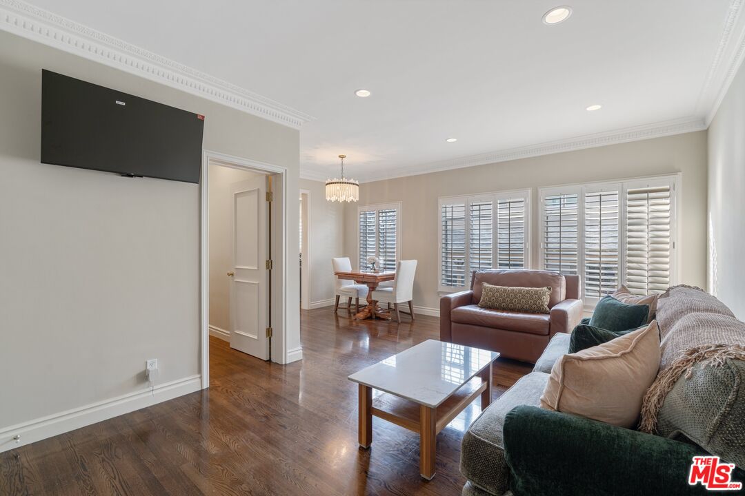 9601 Charleville Blvd Unit: 8