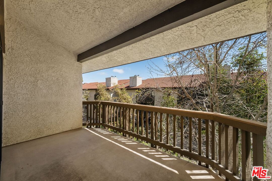 8515 Falmouth Ave Unit: 414