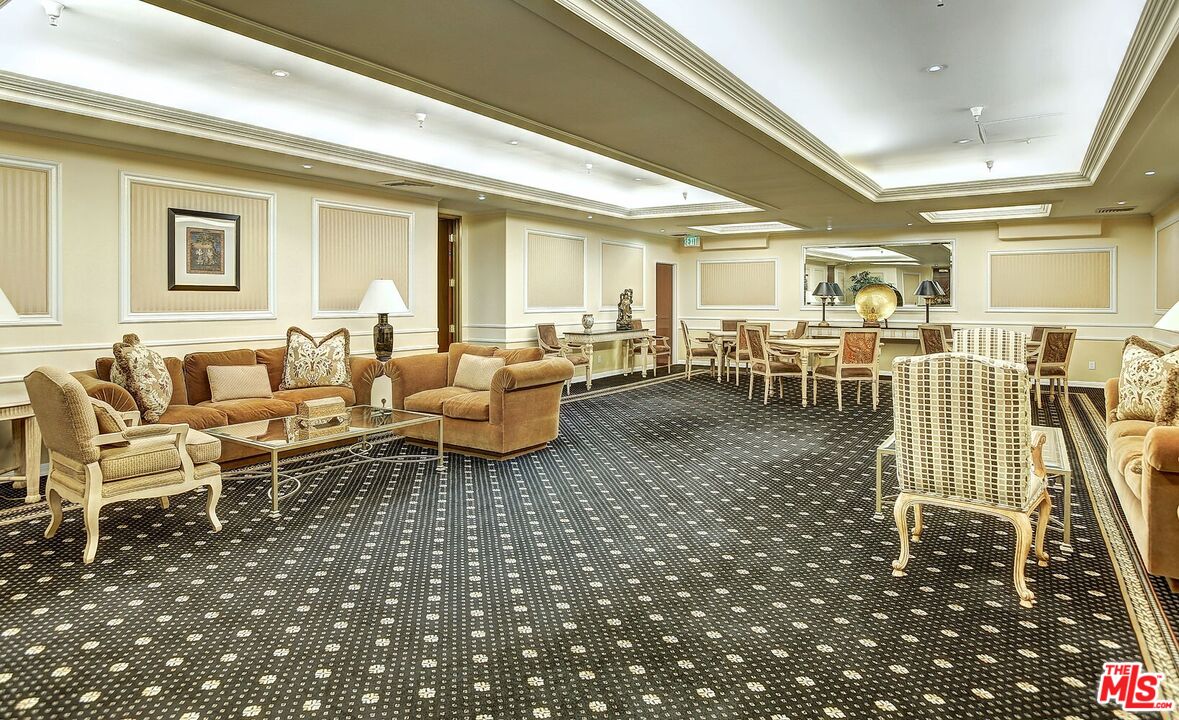 11500 San Vicente Blvd Unit: 218