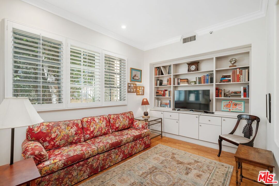 11500 San Vicente Blvd Unit: 218