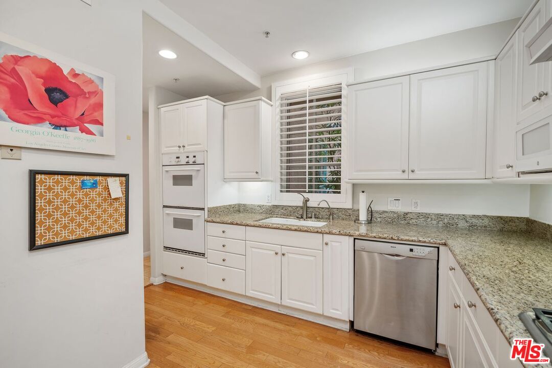 11500 San Vicente Blvd Unit: 218