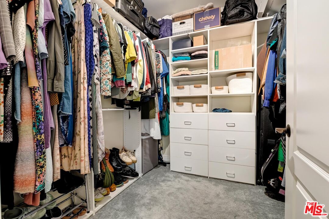 11612 Idaho Ave Unit: 201