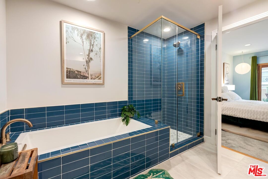 11612 Idaho Ave Unit: 201