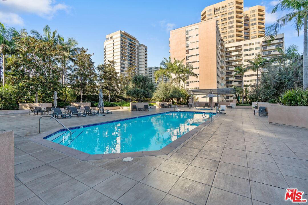 10490 Wilshire Blvd Unit: 402