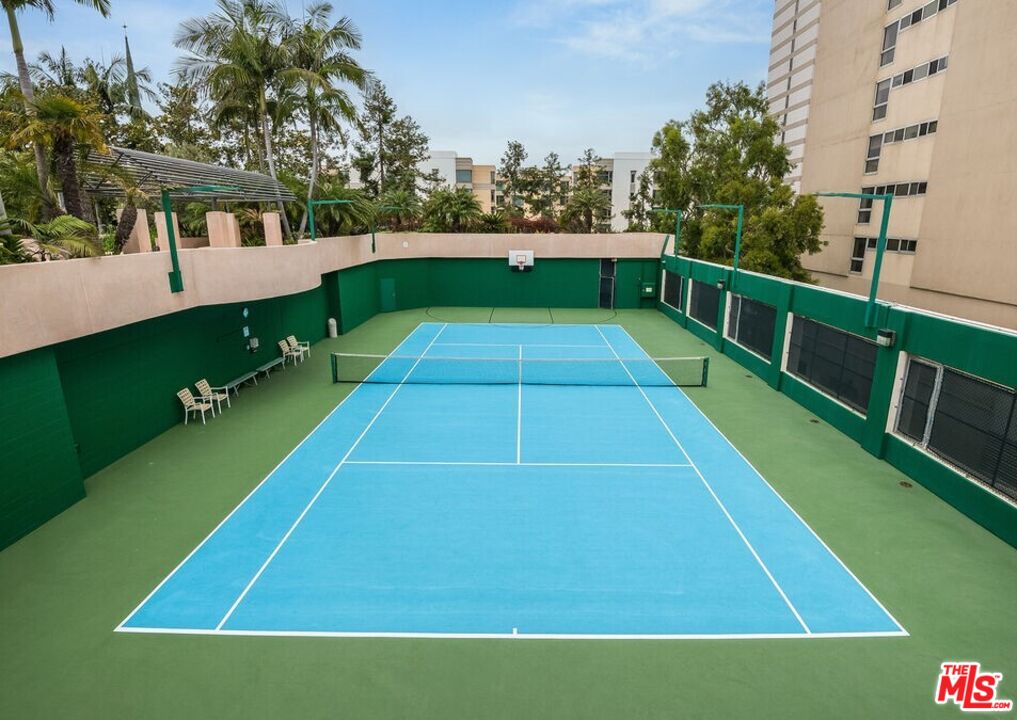 10490 Wilshire Blvd Unit: 402