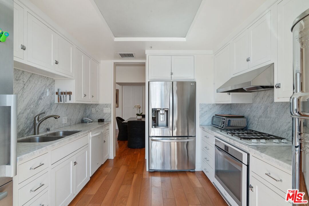 10490 Wilshire Blvd Unit: 402