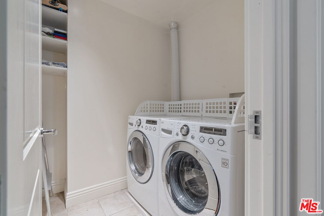 10490 Wilshire Blvd Unit: 402