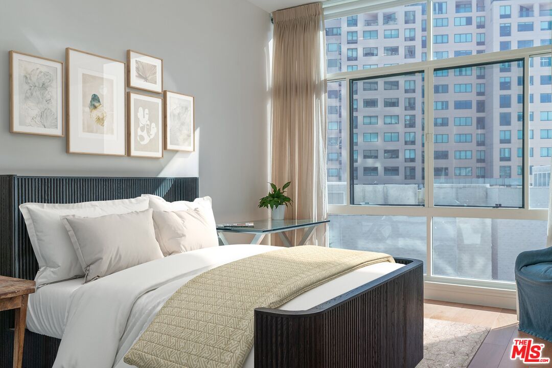 10490 Wilshire Blvd Unit: 402