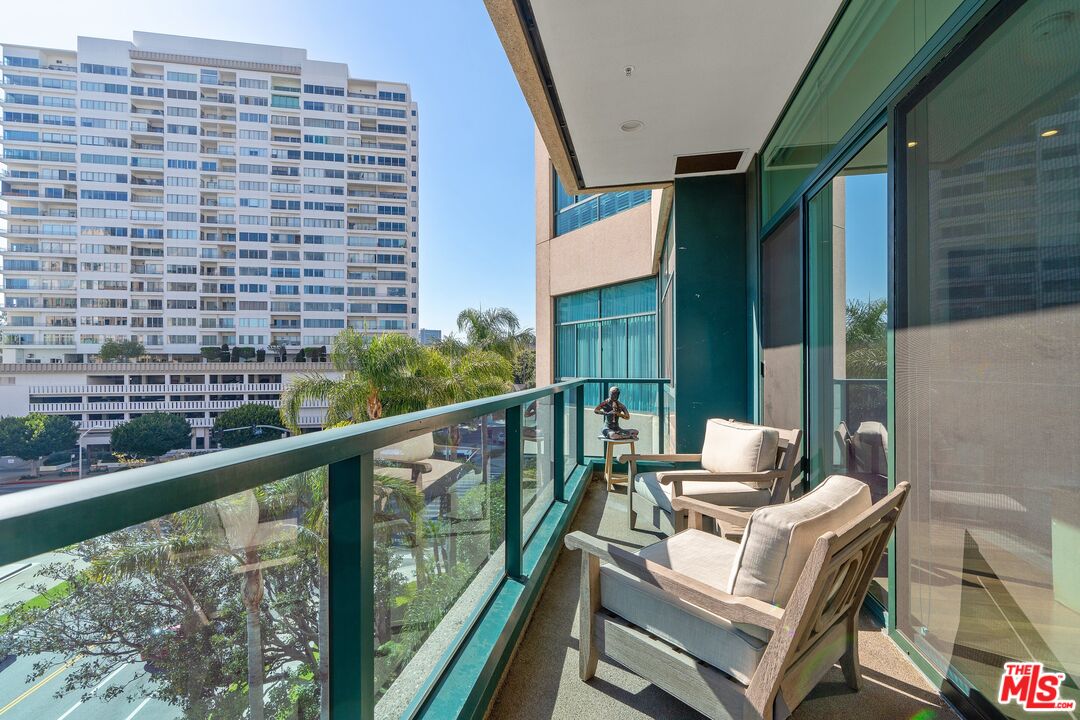 10490 Wilshire Blvd Unit: 402