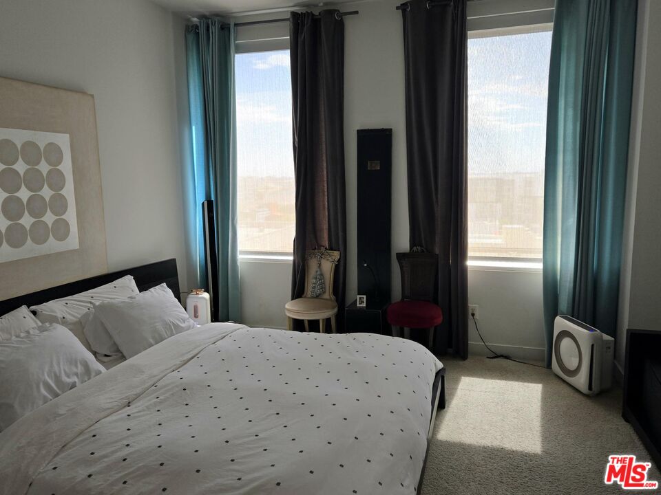 3810 Wilshire Blvd Unit: 712