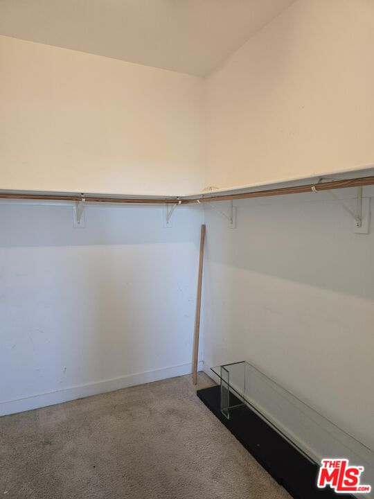 3810 Wilshire Blvd Unit: 712