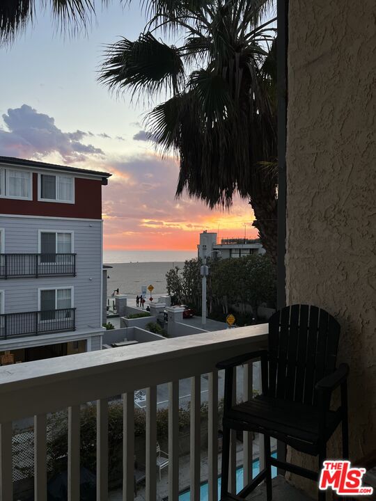 22 Navy St Unit: 303